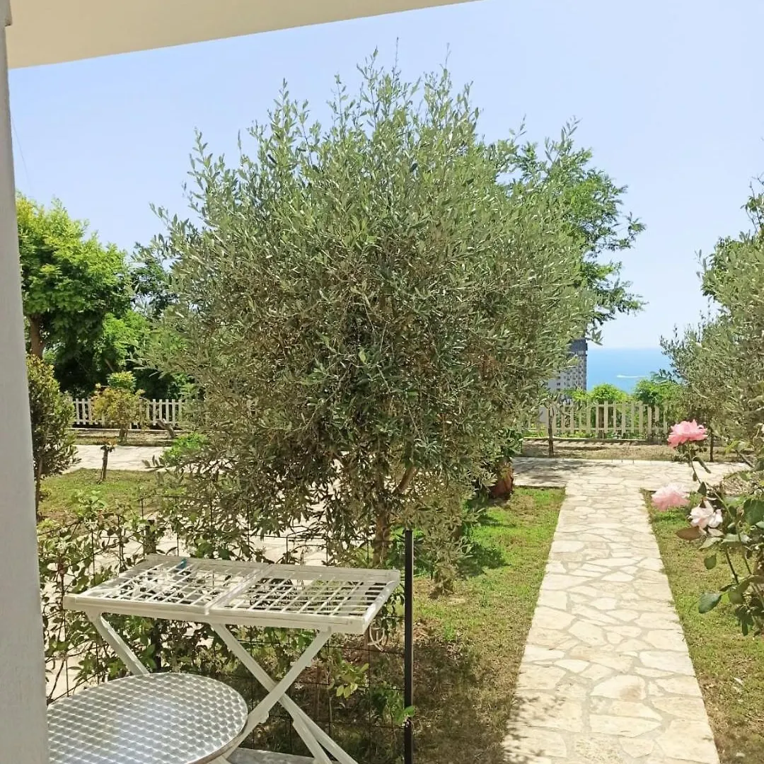 Villa Gozhina Kryemëdhej Hotel
